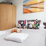 Marynarzy Okrętów Pogranicza Apartments by Renters